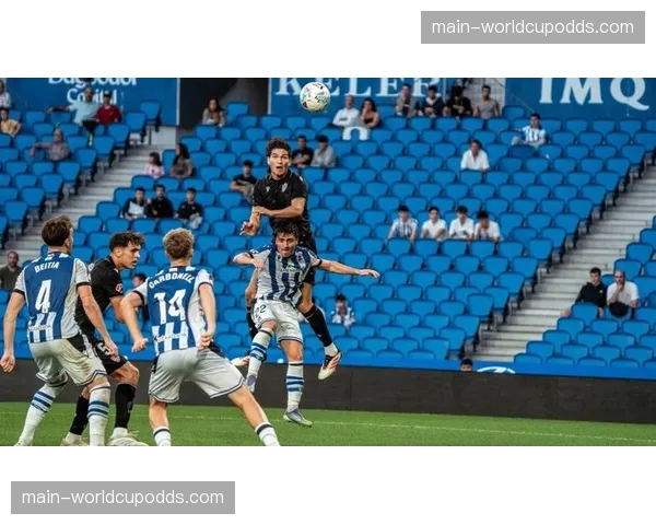 阿尔梅里亚2-1力克皇家社会,取得保级路上关键三分 阿尔梅里亚2-1力克皇家社会,取得保级路上关键三分