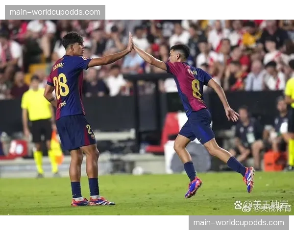 即时:巴萨vs巴列卡诺比赛因球迷投掷杂物中断15分钟 即时:巴萨vs巴列卡诺比赛因球迷投掷杂物中断15分钟